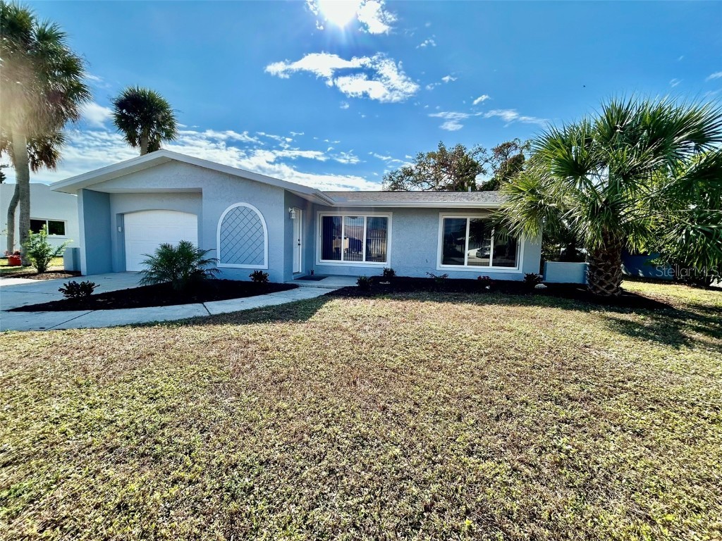 22157 New York Avenue Port Charlotte FL 33952 C7518795 image1