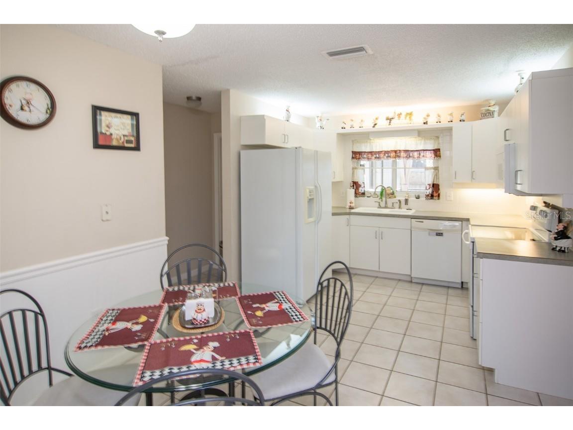 2216 40th Street W Bradenton FL 34205 A4668513 image5