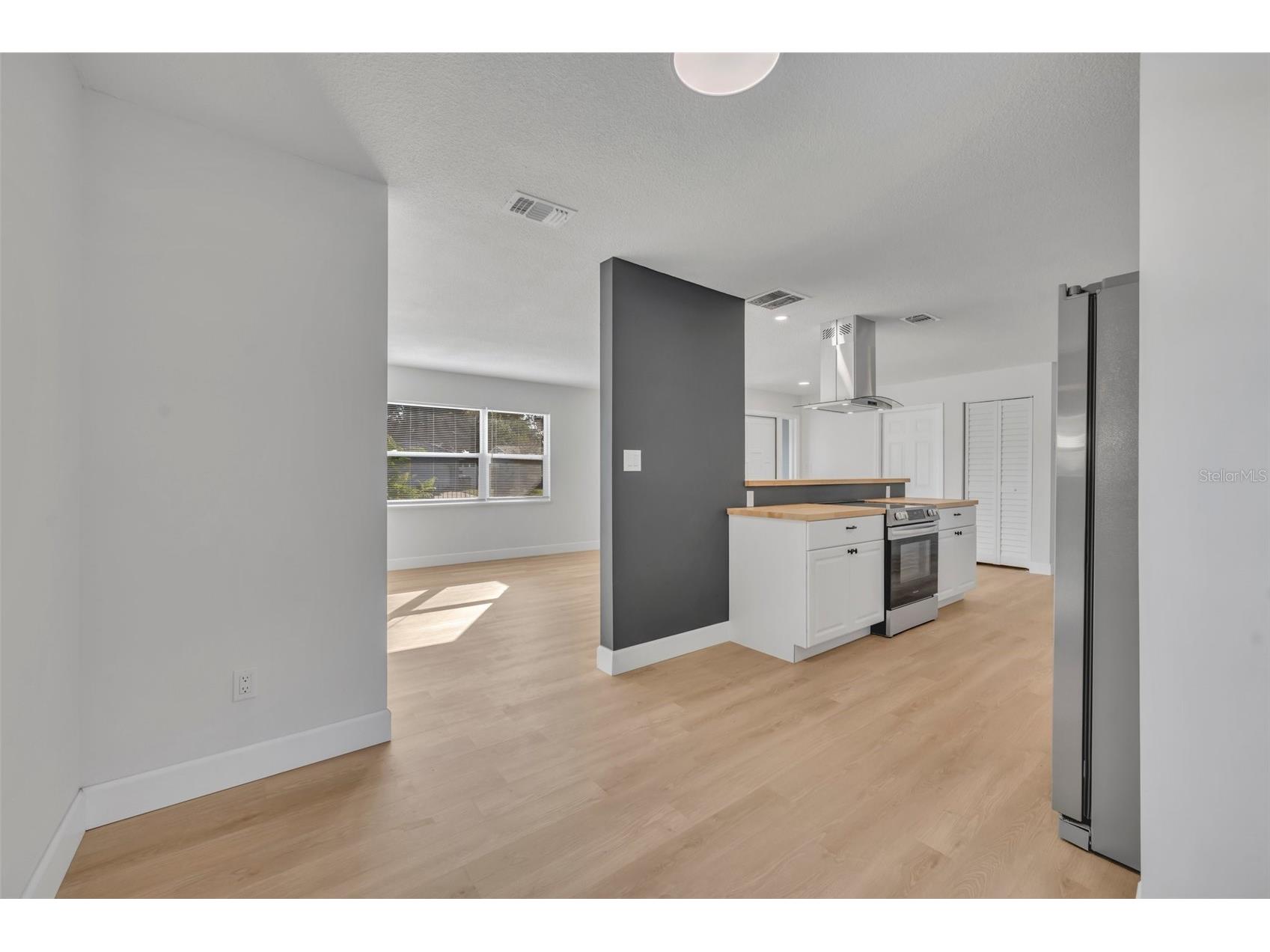 2216 Cherbourg Court Orlando FL 32808 A4685657 image17