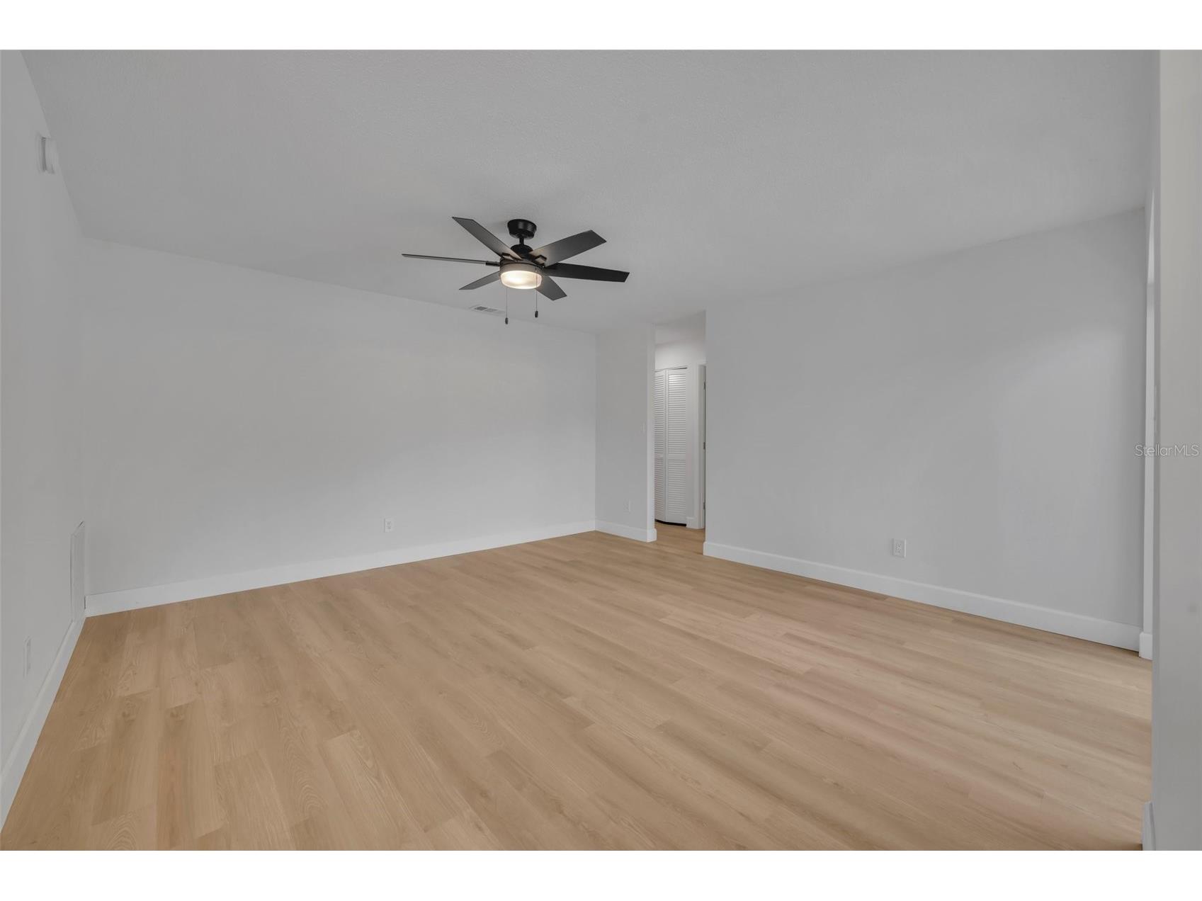 2216 Cherbourg Court Orlando FL 32808 A4685657 image18
