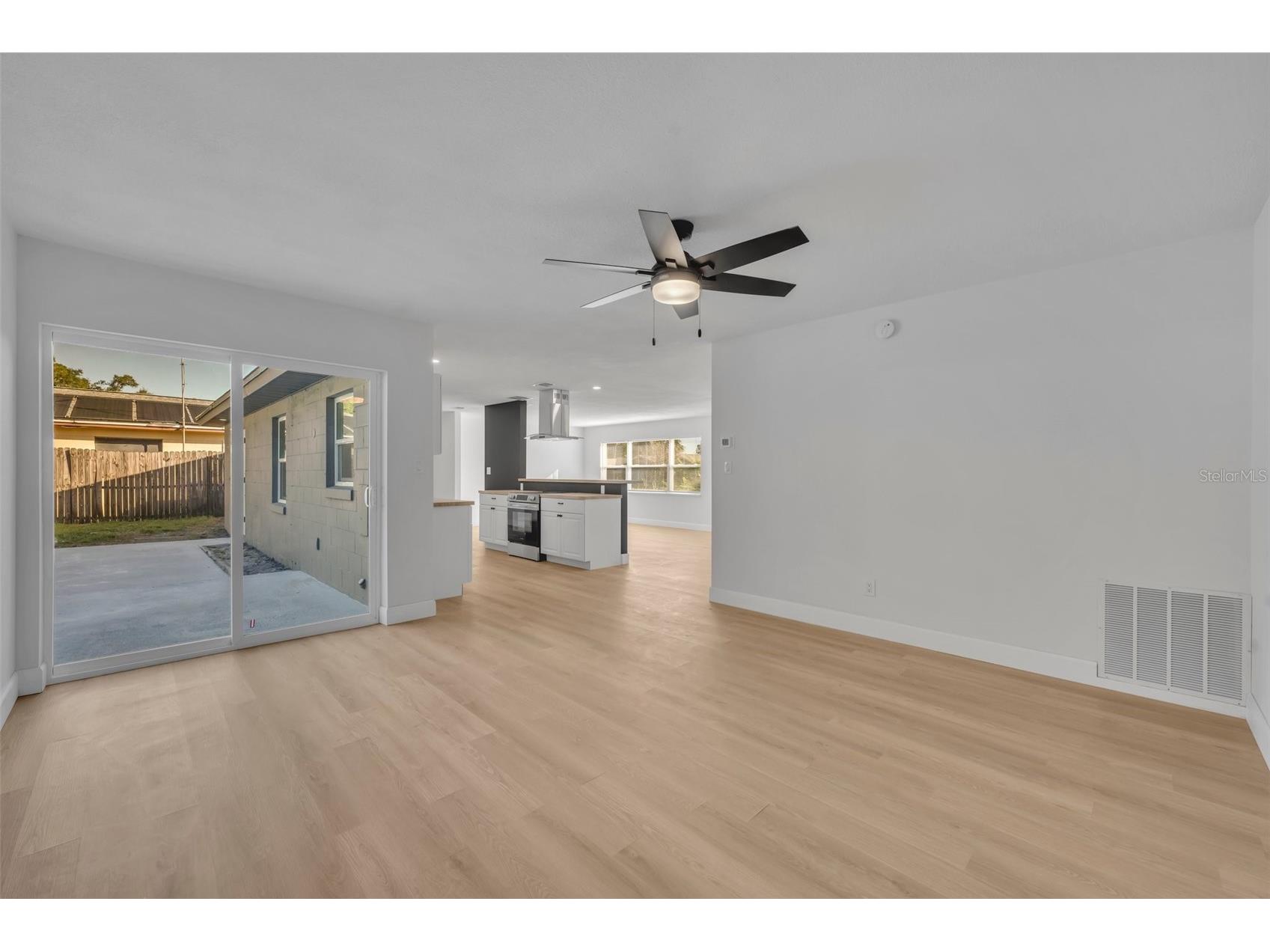 2216 Cherbourg Court Orlando FL 32808 A4685657 image20