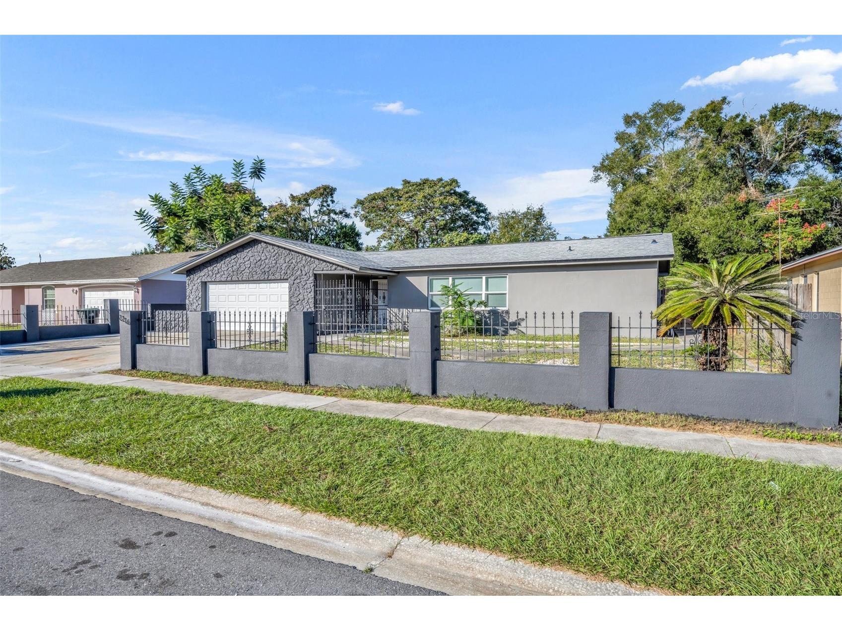2216 Cherbourg Court Orlando FL 32808 A4685657 image3