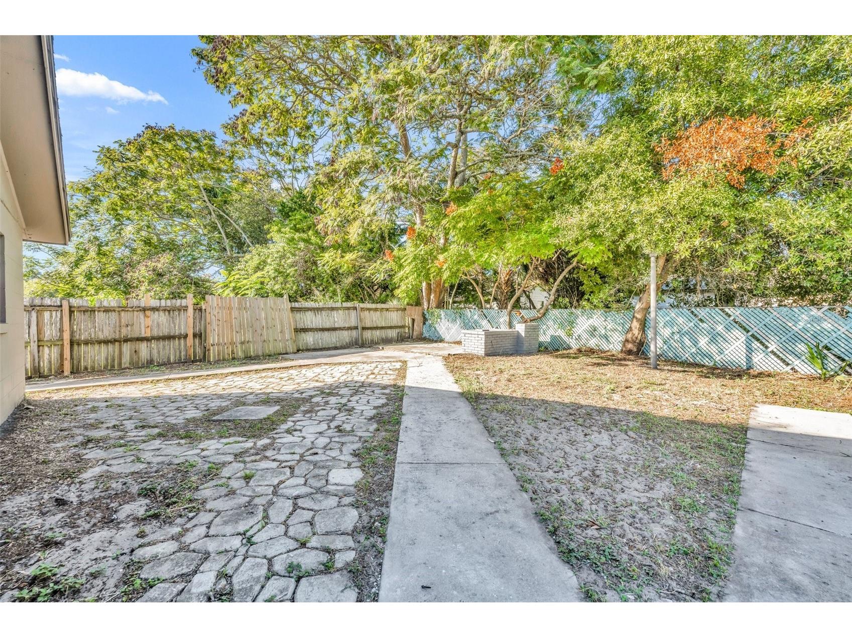 2216 Cherbourg Court Orlando FL 32808 A4685657 image33