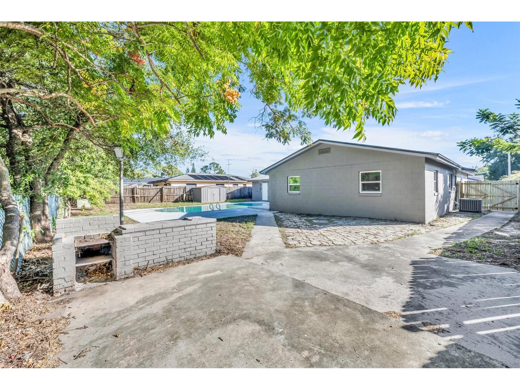 2216 Cherbourg Court Orlando FL 32808 A4685657 image34