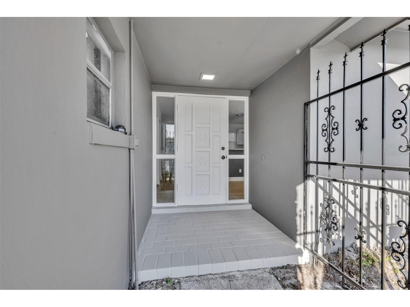 2216 Cherbourg Court Orlando FL 32808 A4685657 image4