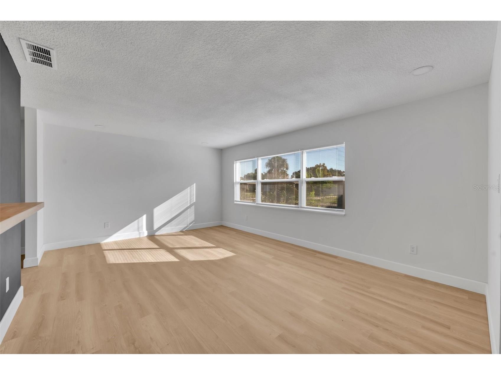 2216 Cherbourg Court Orlando FL 32808 A4685657 image6