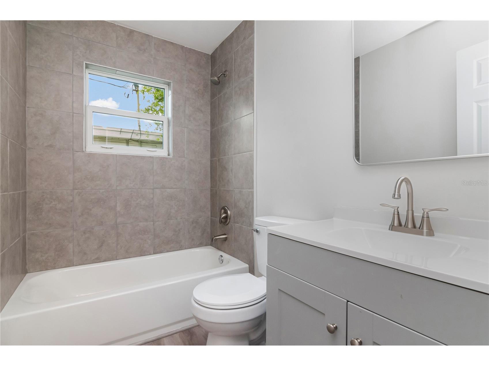 2216 E 109th Avenue Tampa FL 33612 TB8515310 image15