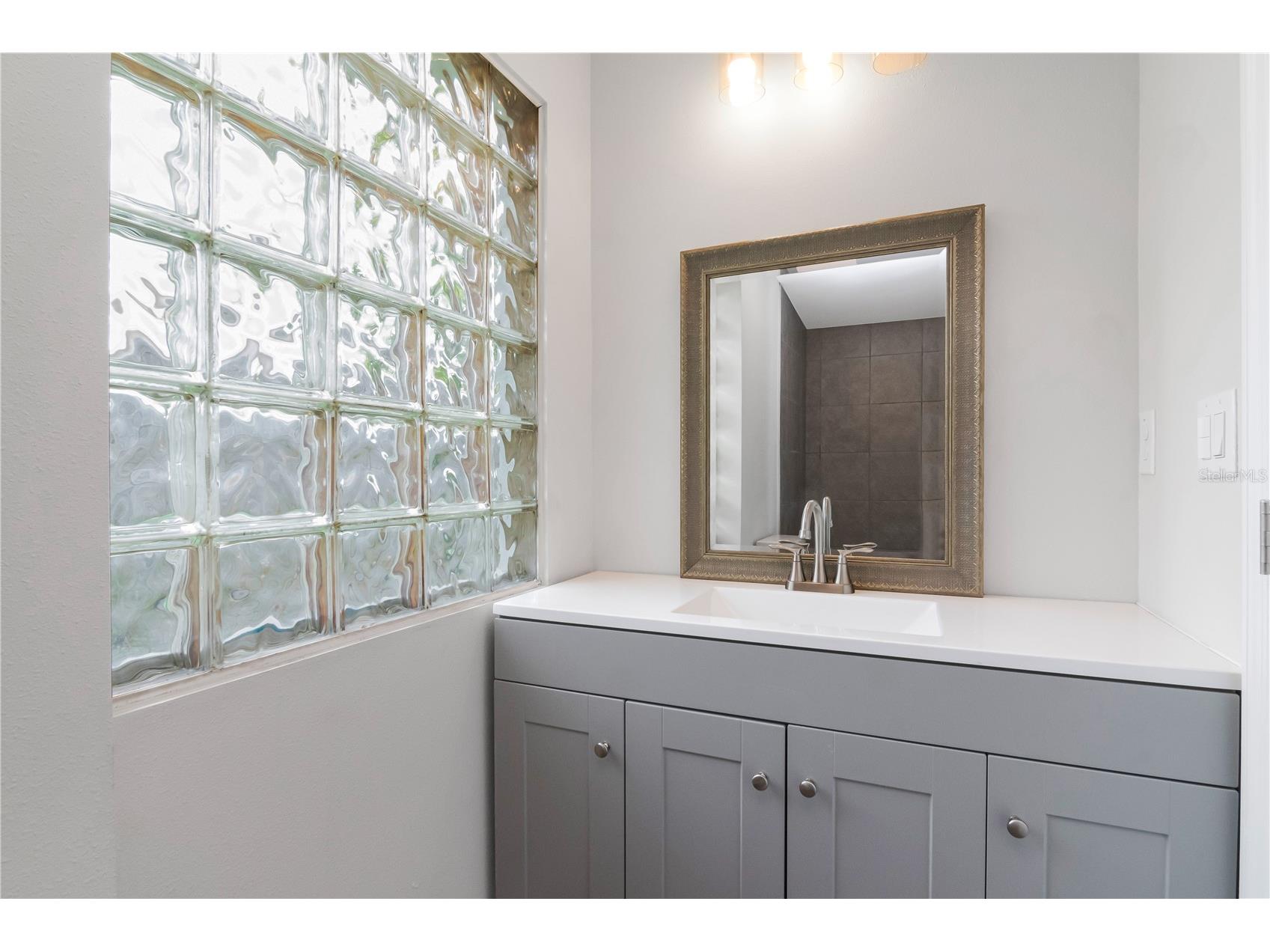 2216 E 109th Avenue Tampa FL 33612 TB8515310 image17