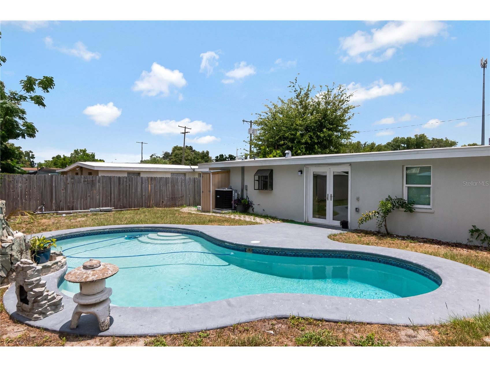 2216 E 109th Avenue Tampa FL 33612 TB8515310 image24