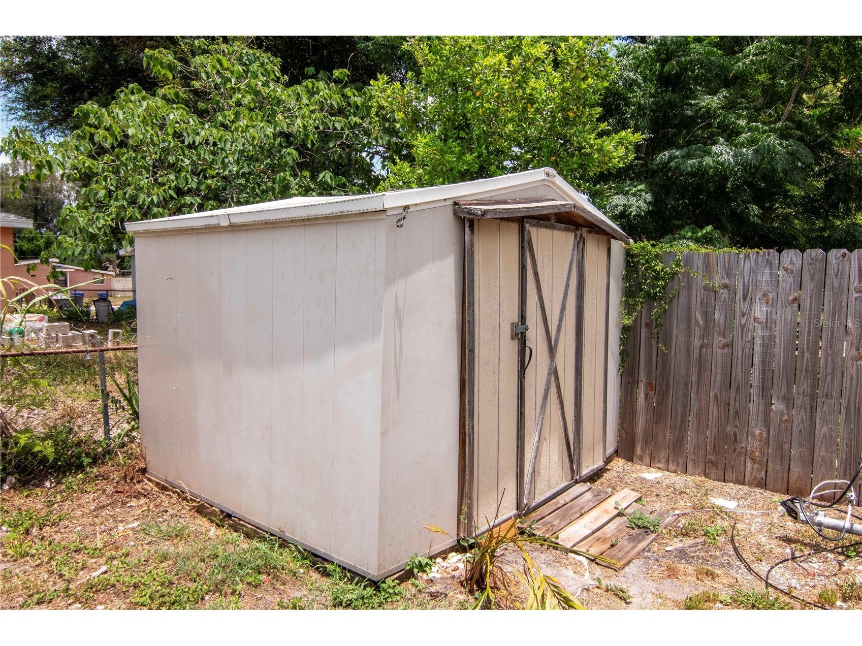 2216 E 109th Avenue Tampa FL 33612 TB8515310 image25