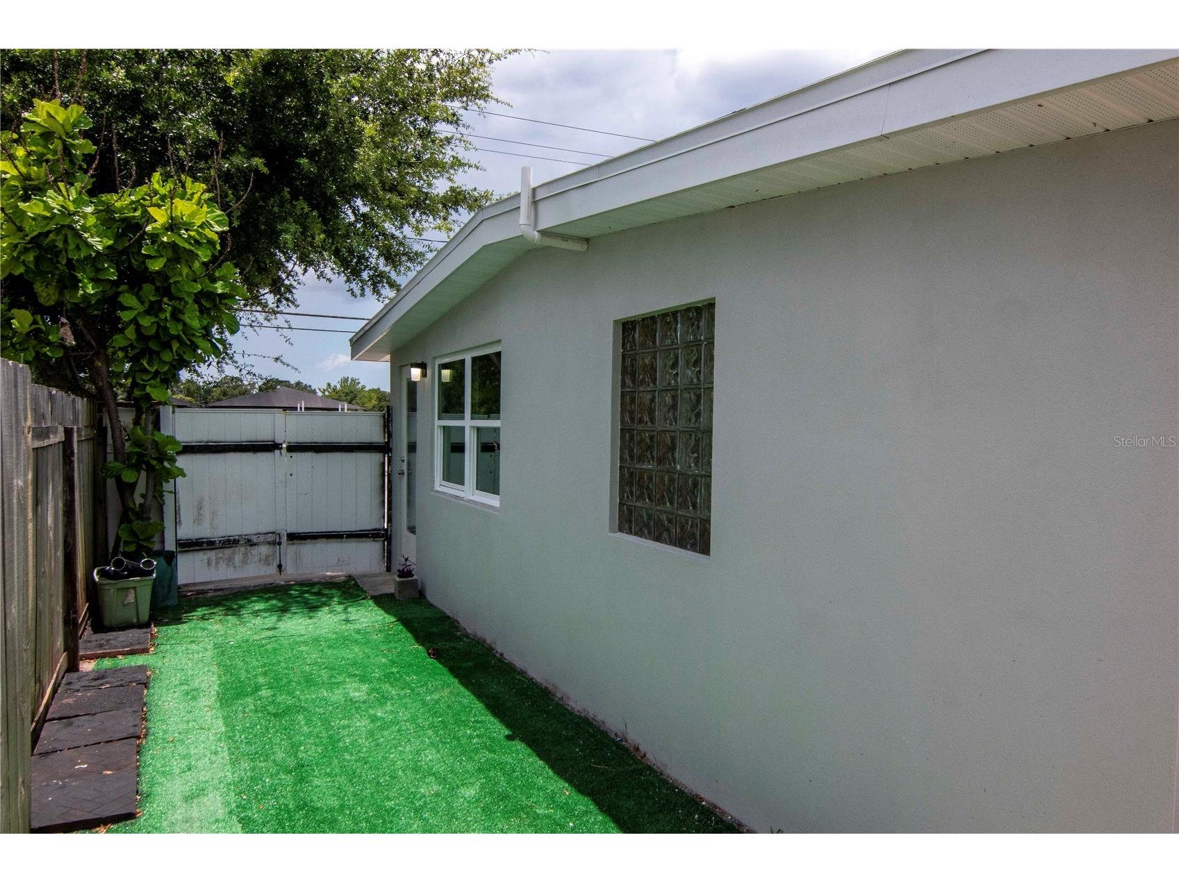 2216 E 109th Avenue Tampa FL 33612 TB8515310 image27