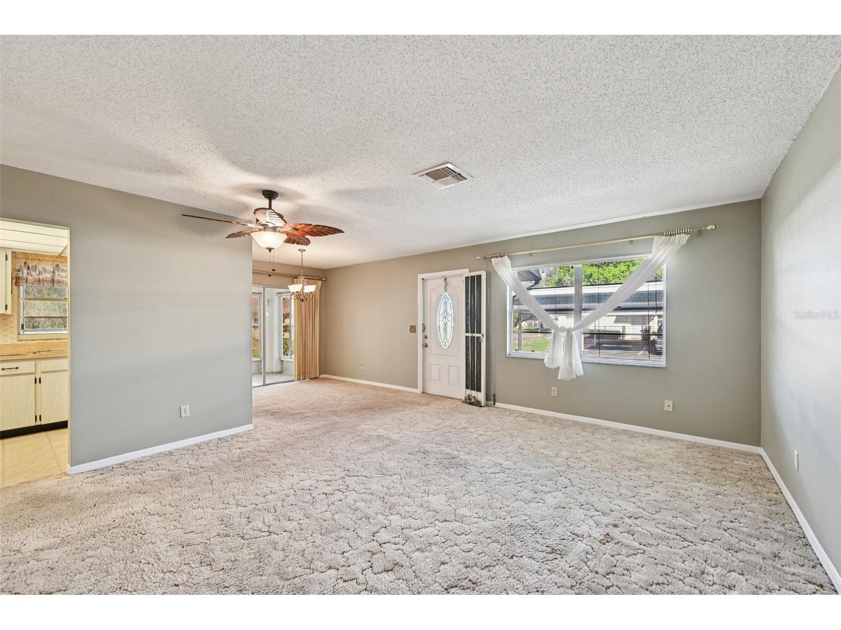 2216 Grenadier Drive Sun City Center FL 33573 TB8483867 image6