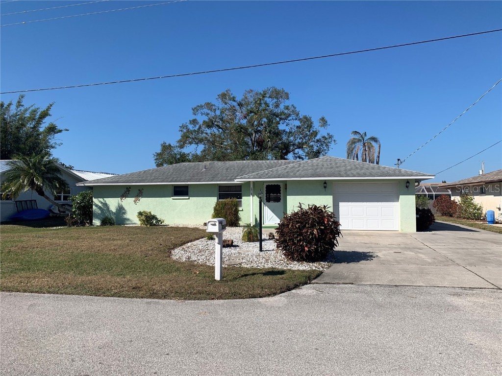 2216 Huntington Avenue Sarasota FL 34232 A4641303 image1