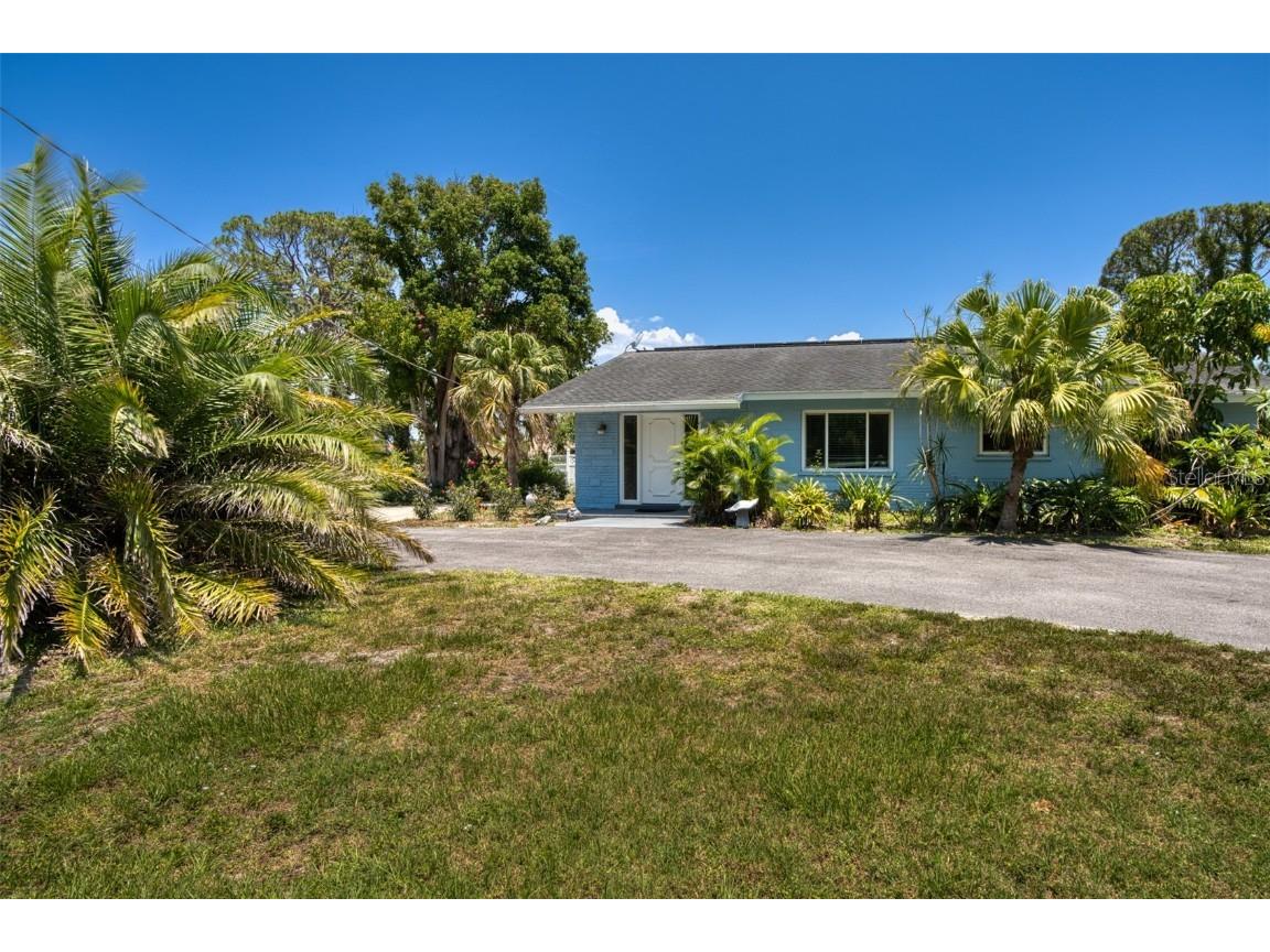 2216 Lake Shore Drive Nokomis FL 34275 A4655171 image1
