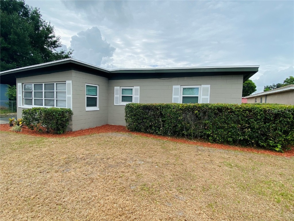 2216 Lake Sunset Drive Orlando FL 32805 O6151282 image1