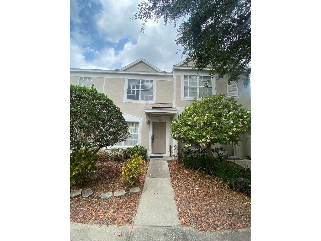 2216 Lake Woodberry Circle Brandon FL 33510 T3526192 image1