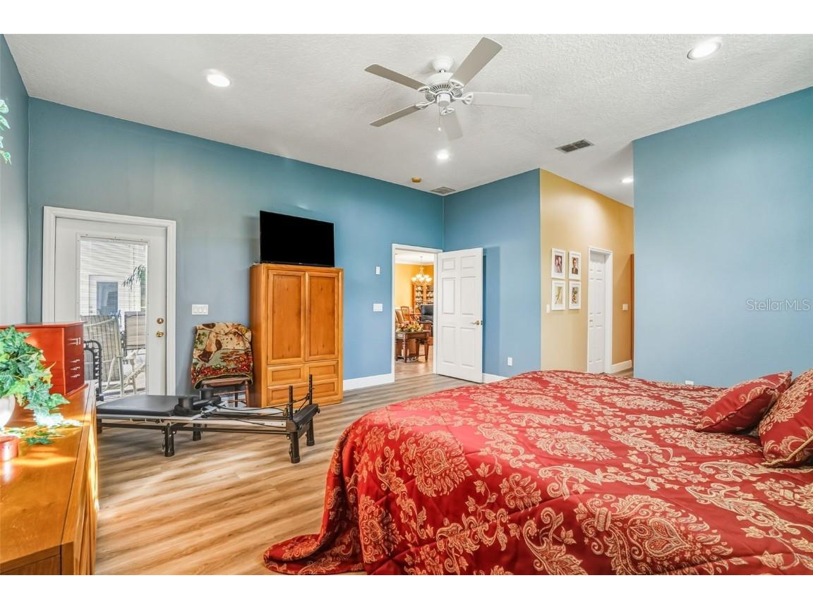 2216 N County Road 426 Oviedo FL 32765 O6359631 image24