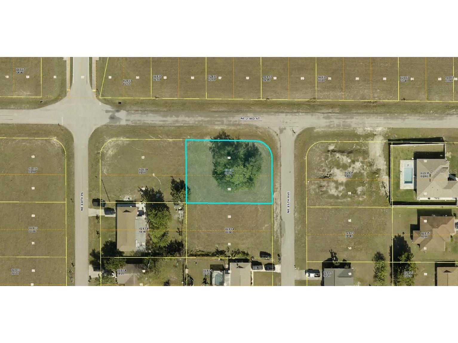 2216 NE 15th Avenue Cape Coral FL 33909 A4556970 image1