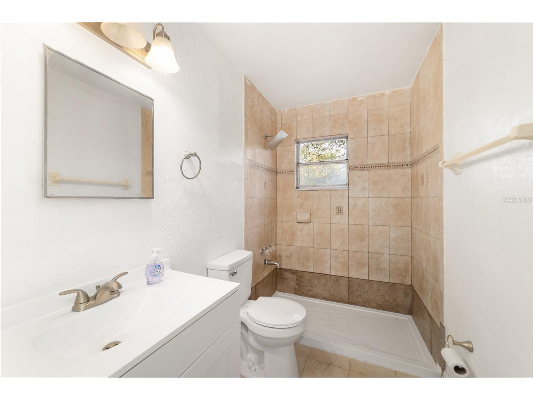 2216 NE 38th Street Ocala FL 34479 OM720766 image25