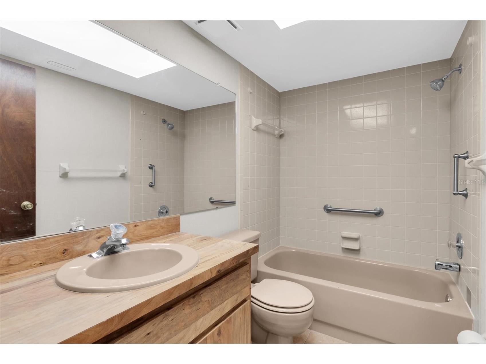 2216 Oak Wind Drive Holiday FL 34691 TB8492620 image22