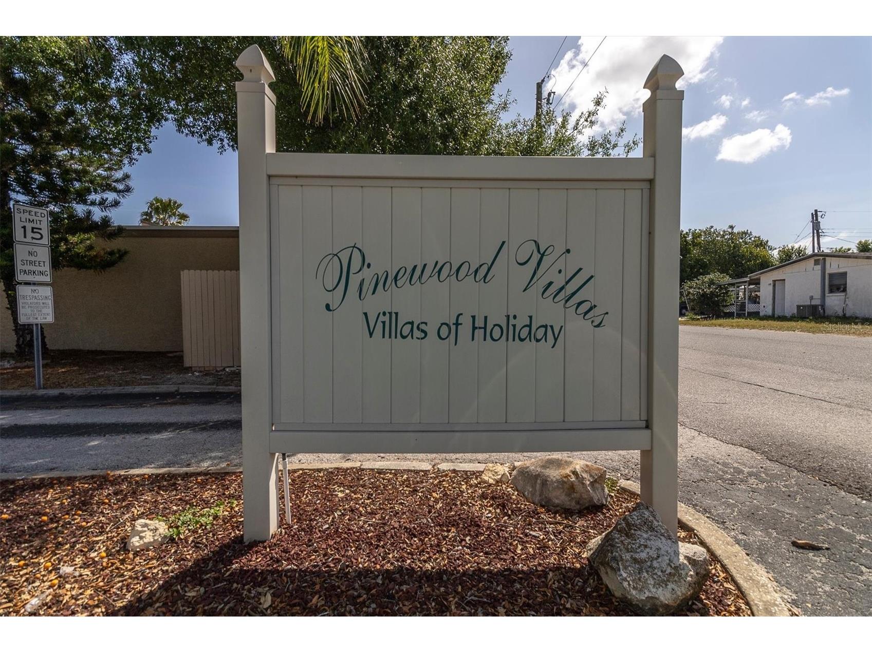 2216 Oak Wind Drive Holiday FL 34691 TB8492620 image37