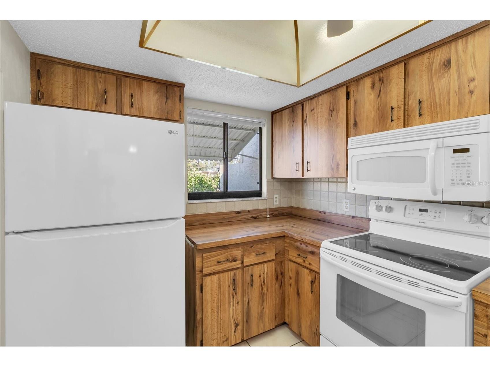 2216 Oak Wind Drive Holiday FL 34691 TB8492620 image8