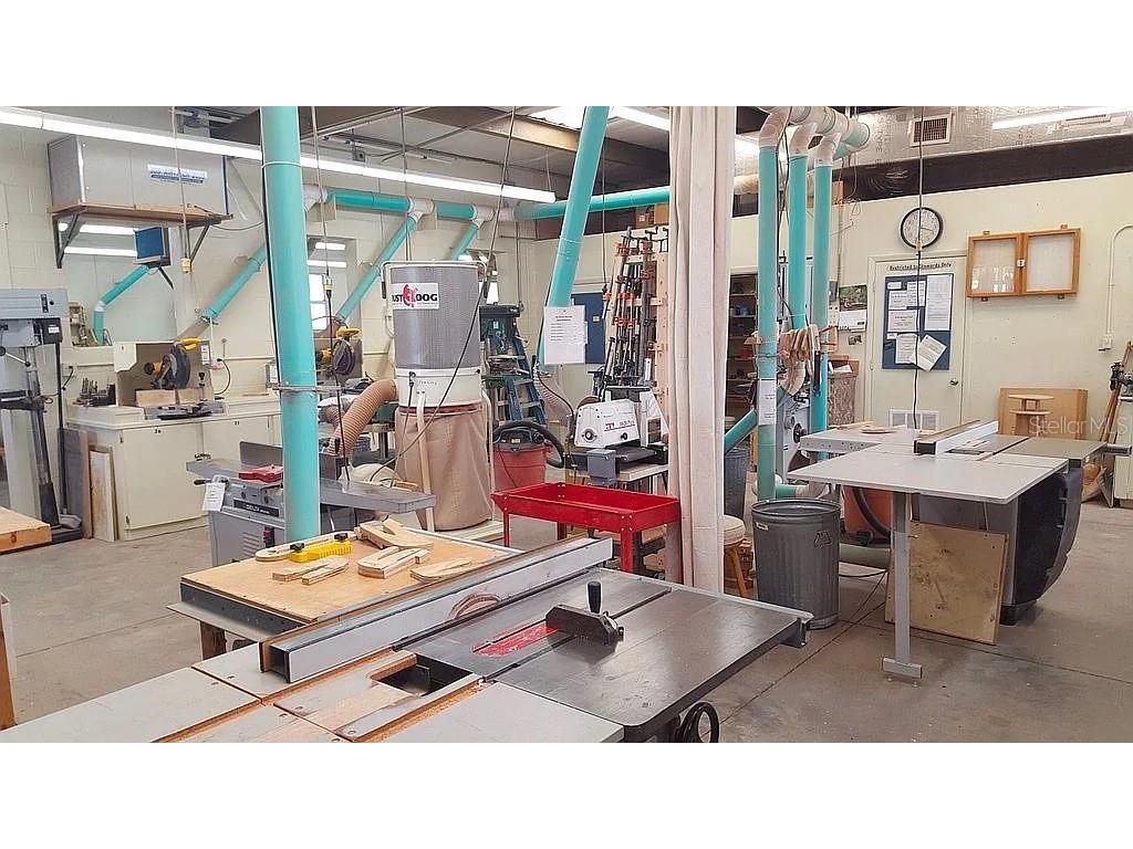 2216 Pennsylvania Avenue Bradenton FL 34207 - SARASOTA BAY A4673118 image35