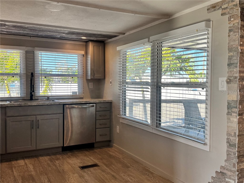 2216 Pennsylvania Avenue Bradenton FL 34207 - SARASOTA BAY A4673118 image9