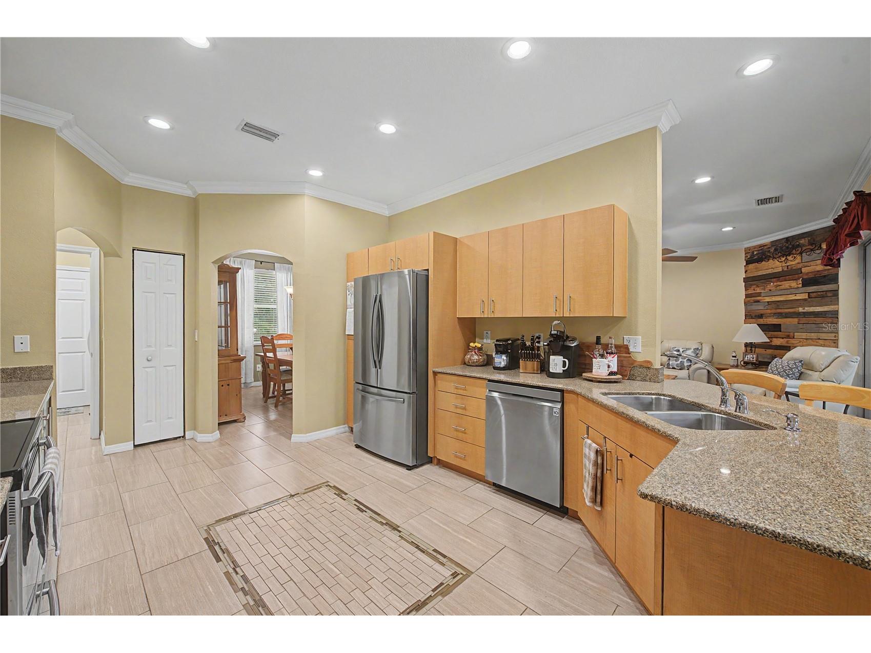 2216 Pinecrest Drive Lutz FL 33549 TB8518844 image10