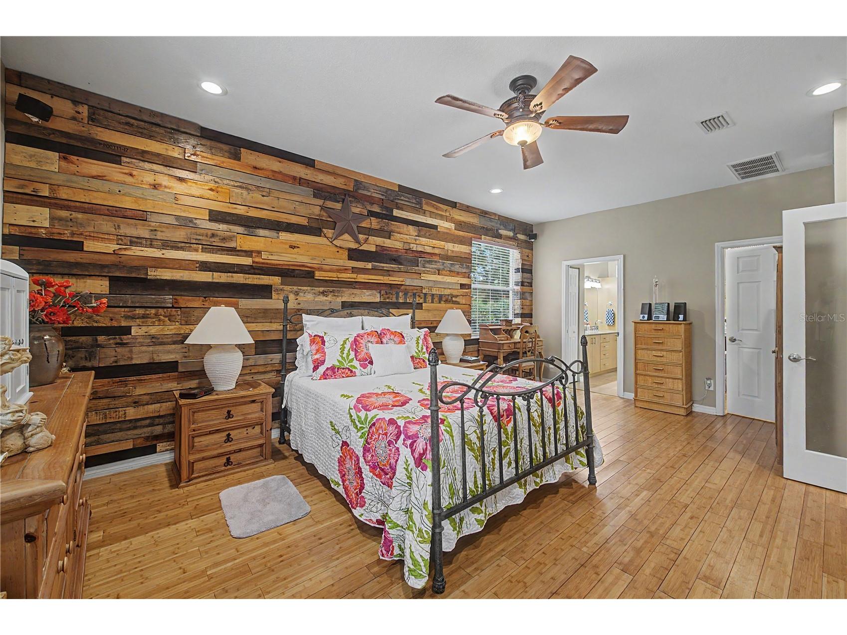 2216 Pinecrest Drive Lutz FL 33549 TB8518844 image15