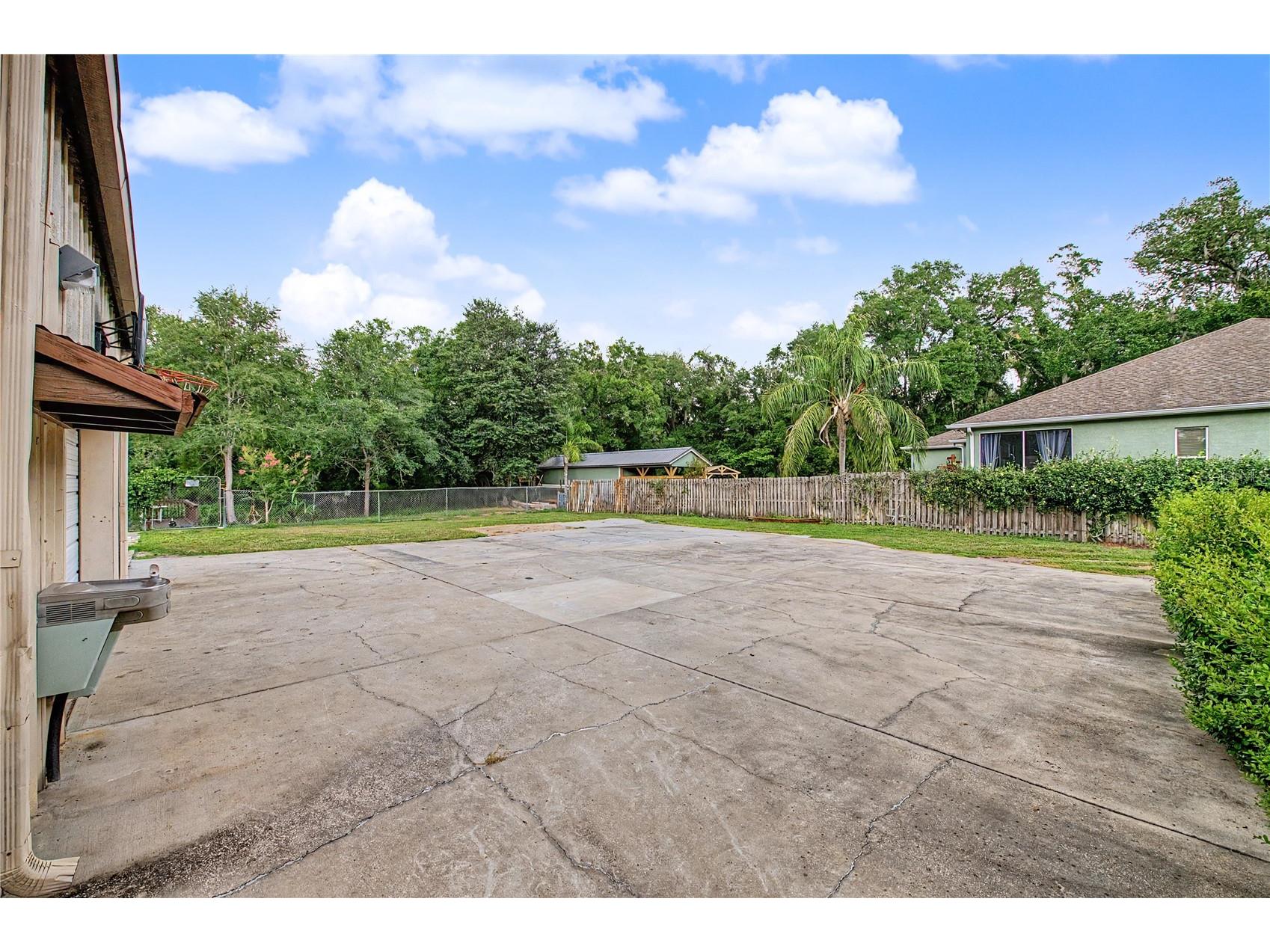 2216 Pinecrest Drive Lutz FL 33549 TB8518844 image39