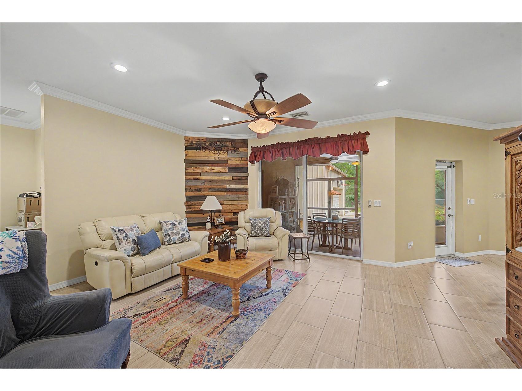 2216 Pinecrest Drive Lutz FL 33549 TB8518844 image9