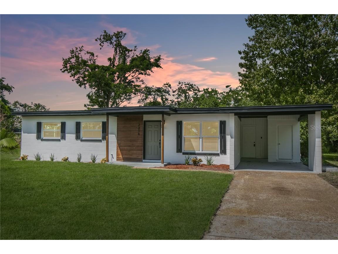 2216 Savoy Drive Orlando FL 32808 O6140125 image1