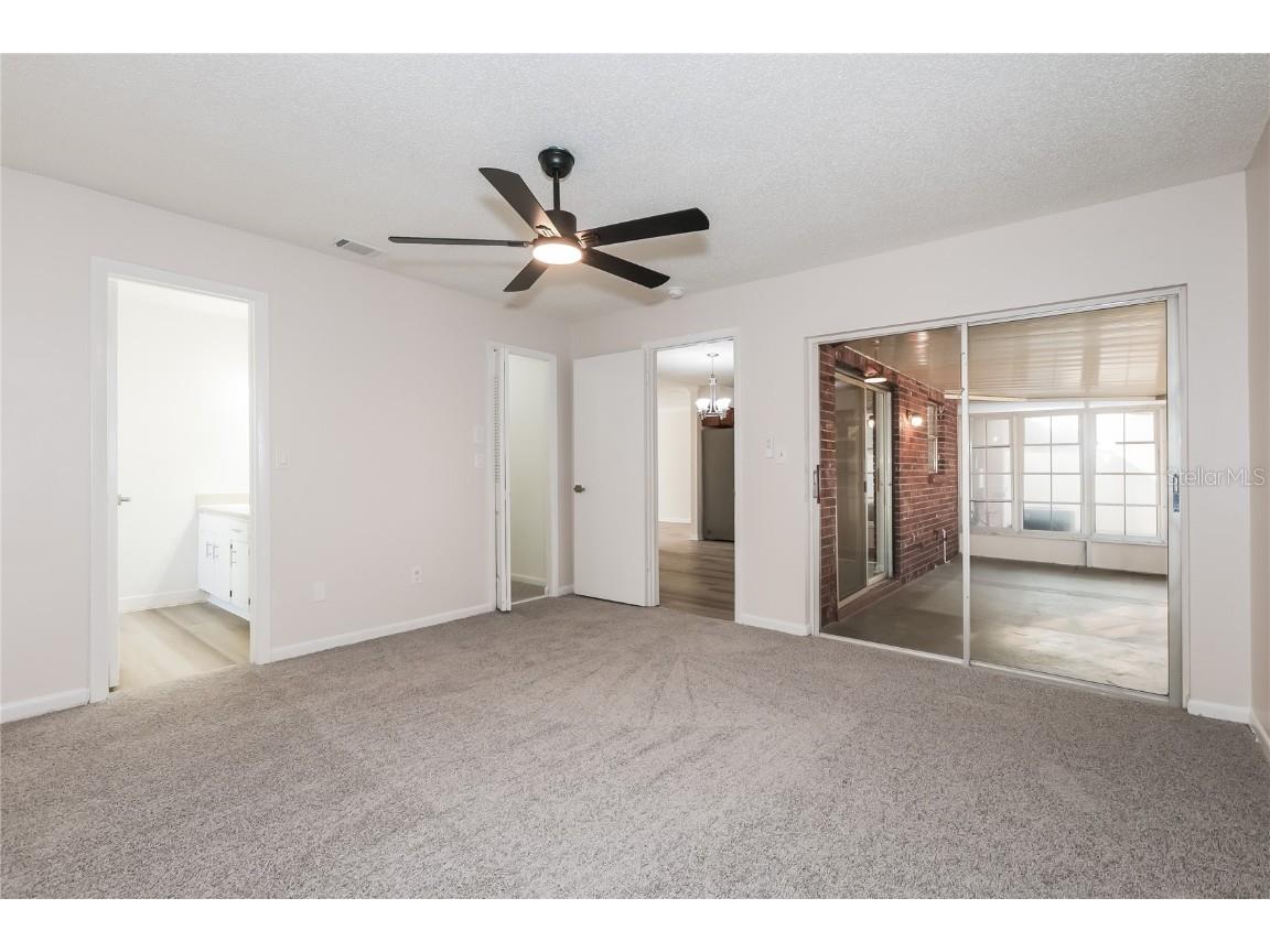 2216 Valleybrook Avenue Valrico FL 33594 TB8435169 image10