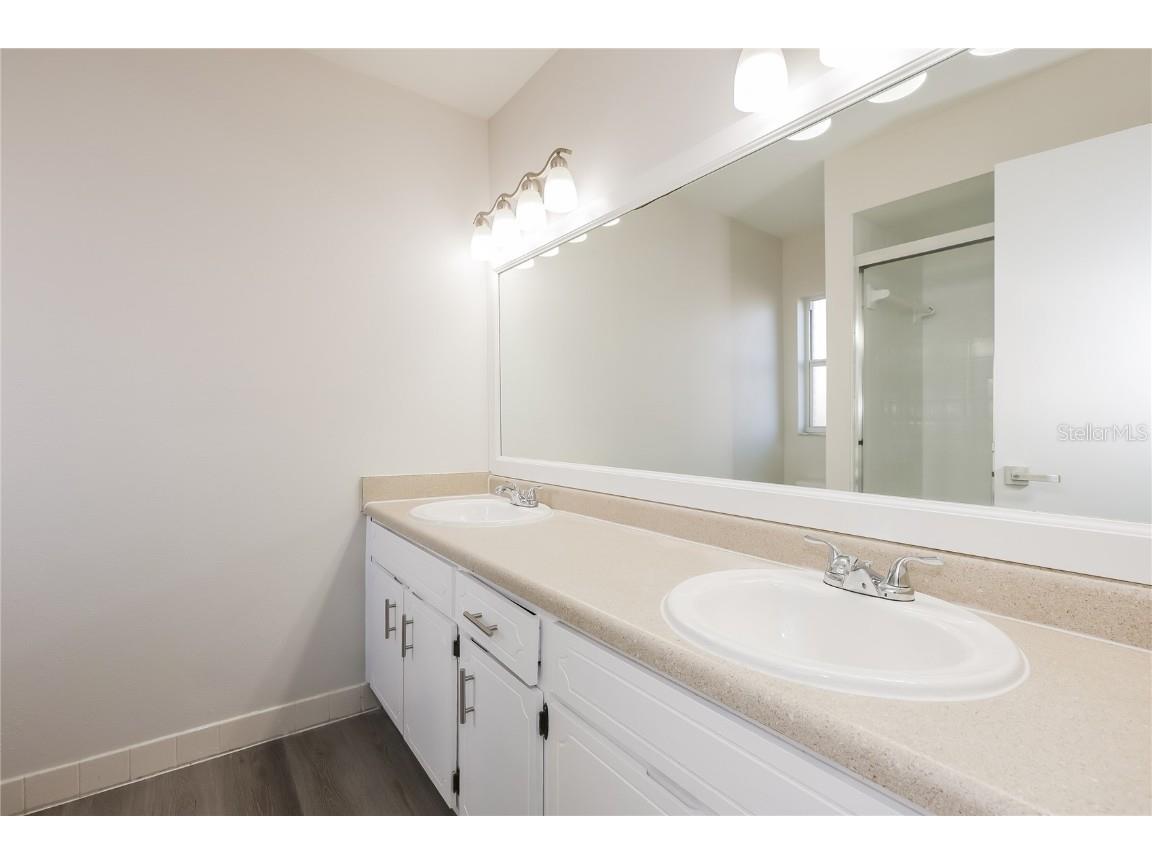 2216 Valleybrook Avenue Valrico FL 33594 TB8435169 image14