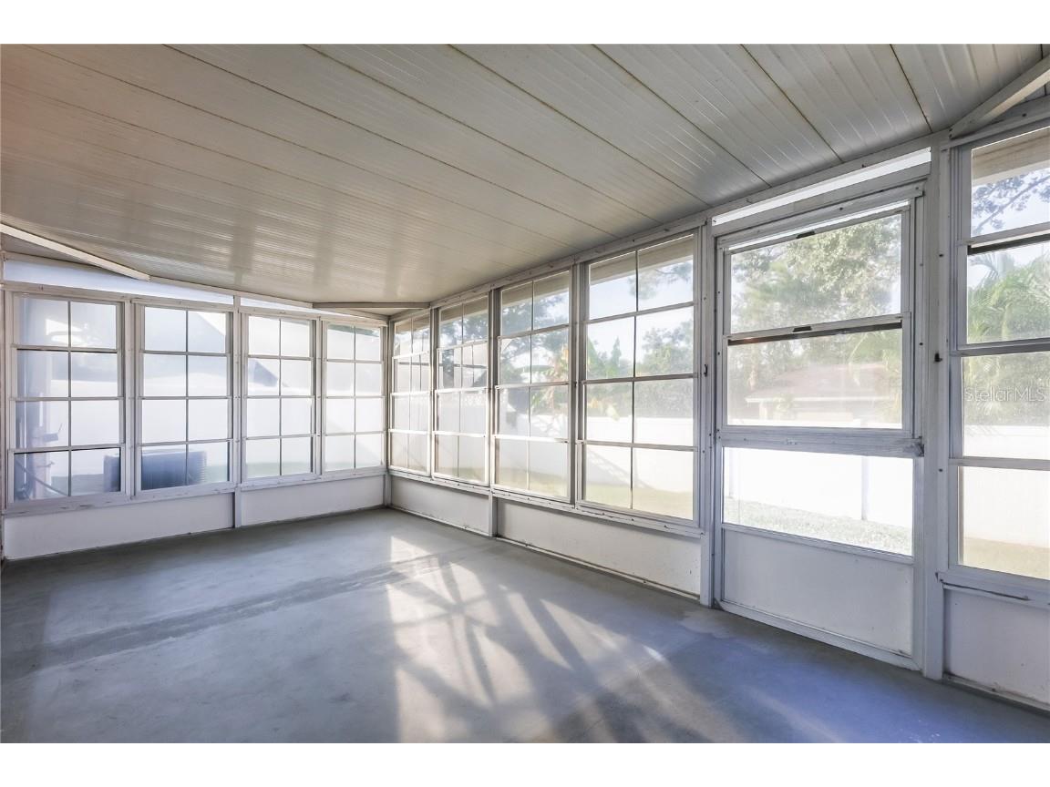 2216 Valleybrook Avenue Valrico FL 33594 TB8435169 image9