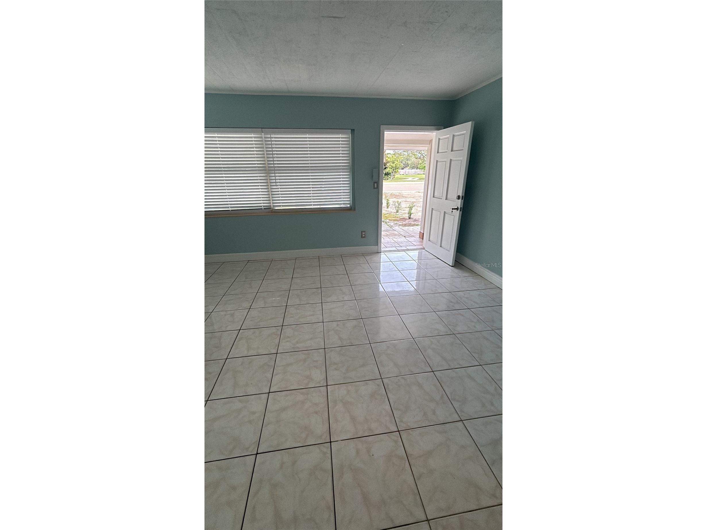 2216 Webber Street #B Sarasota FL 34239 A4699170 image2