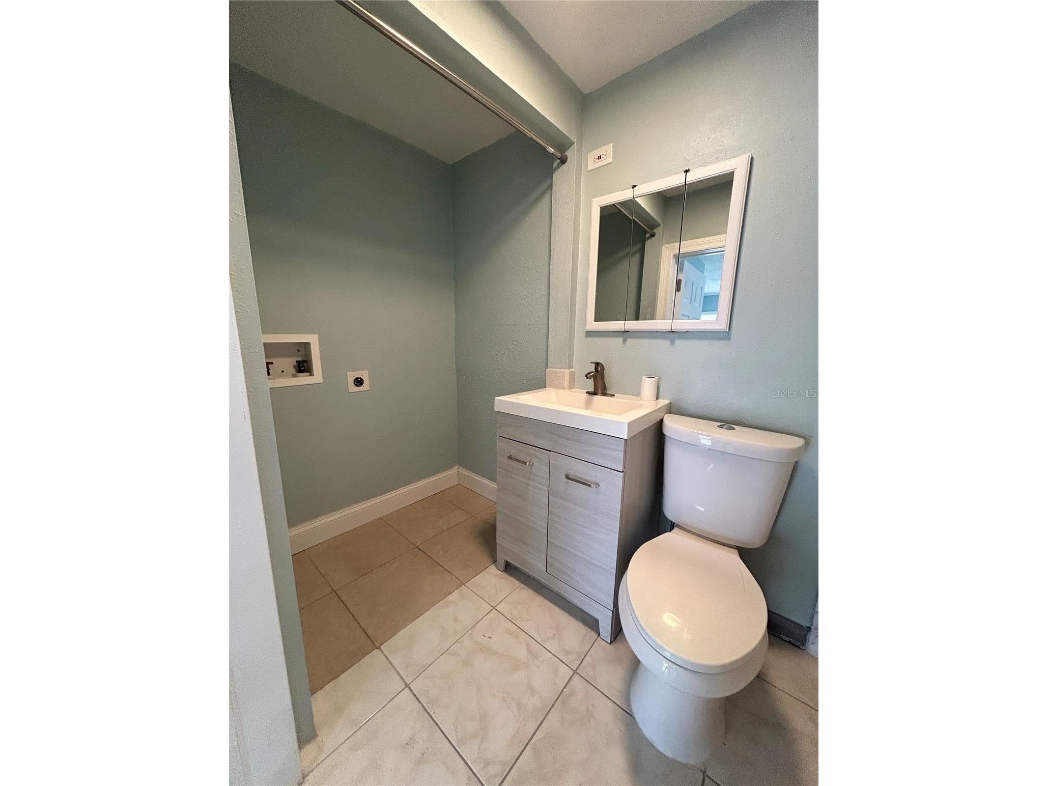 2216 Webber Street #B Sarasota FL 34239 A4699170 image5