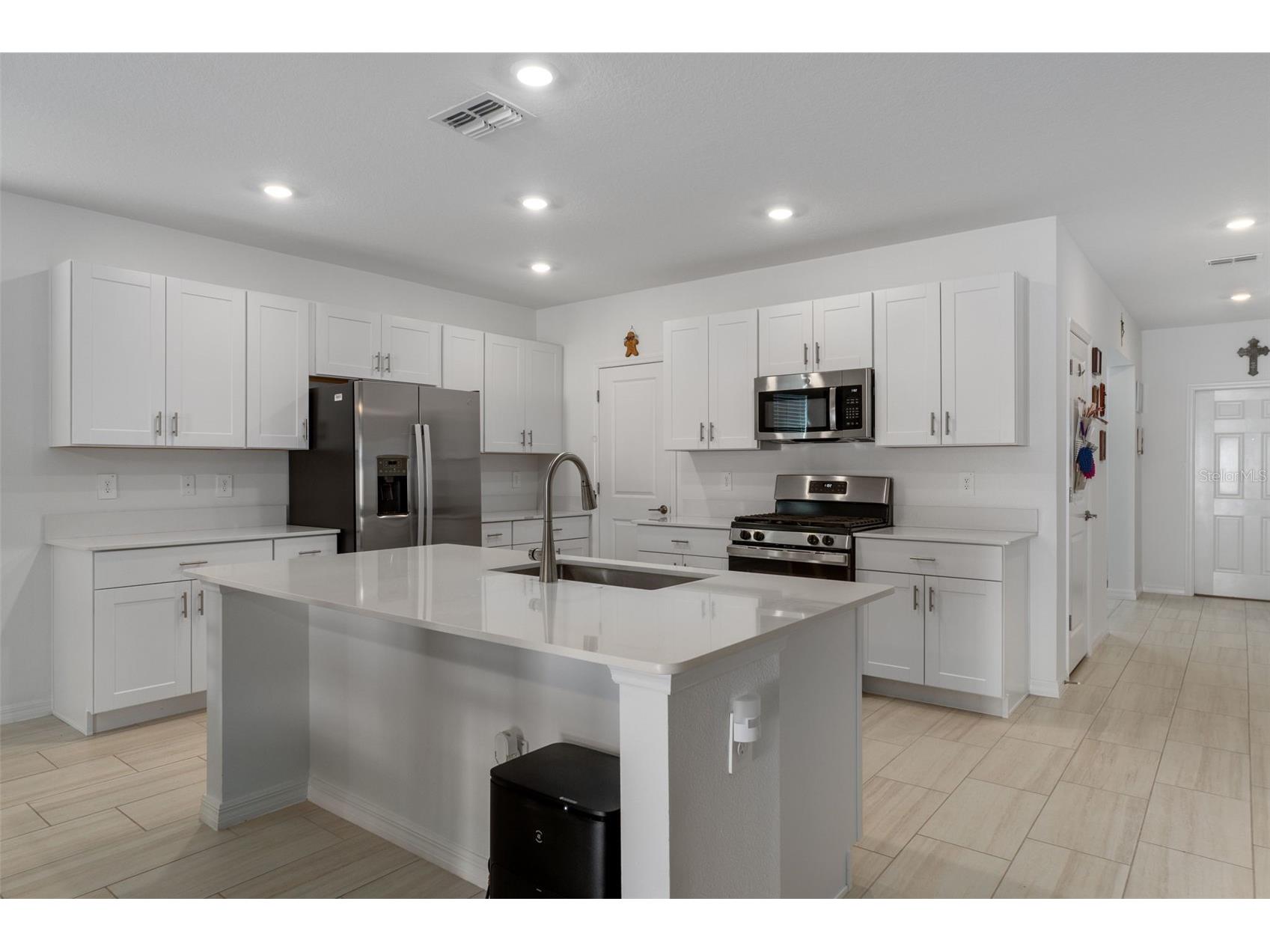 22169 Calisto Way Land O Lakes FL 34637 TB8470922 image16