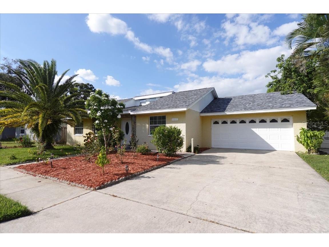 2217 65th Place N Saint Petersburg FL 33702 TB8439827 image2