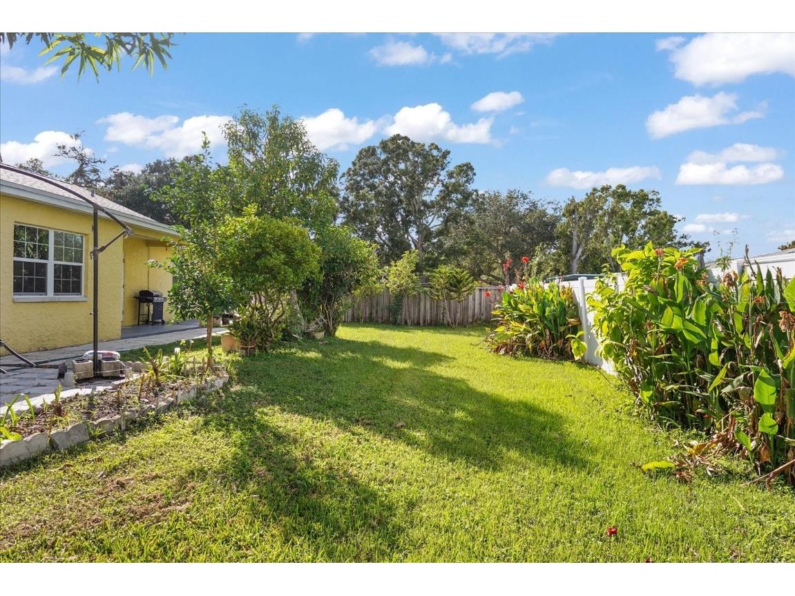 2217 65th Place N Saint Petersburg FL 33702 TB8439827 image22