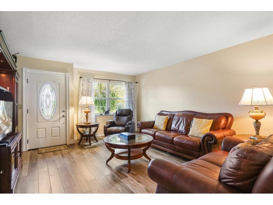 2217 65th Place N Saint Petersburg FL 33702 TB8439827 image4