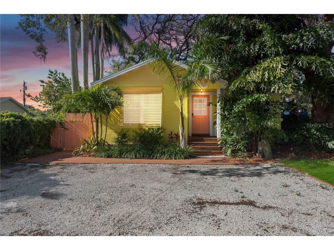 2217 8th Avenue W Bradenton FL 34205 A4572829 image1