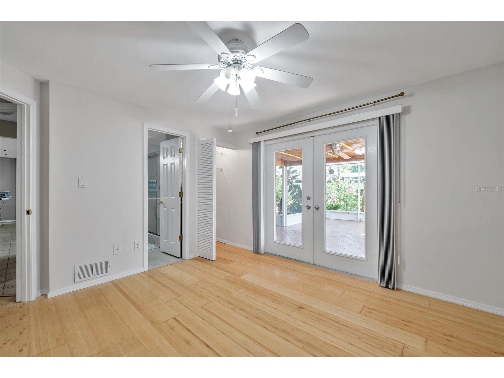 2217 Buena Vista Drive Clearwater FL 33764 A4679834 image13