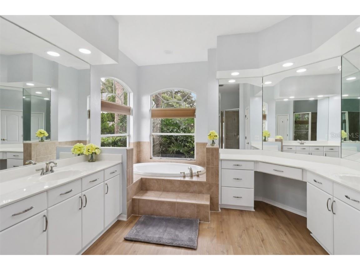 2217 Dunhurst Lane Orlando FL 32835 V4945248 image30