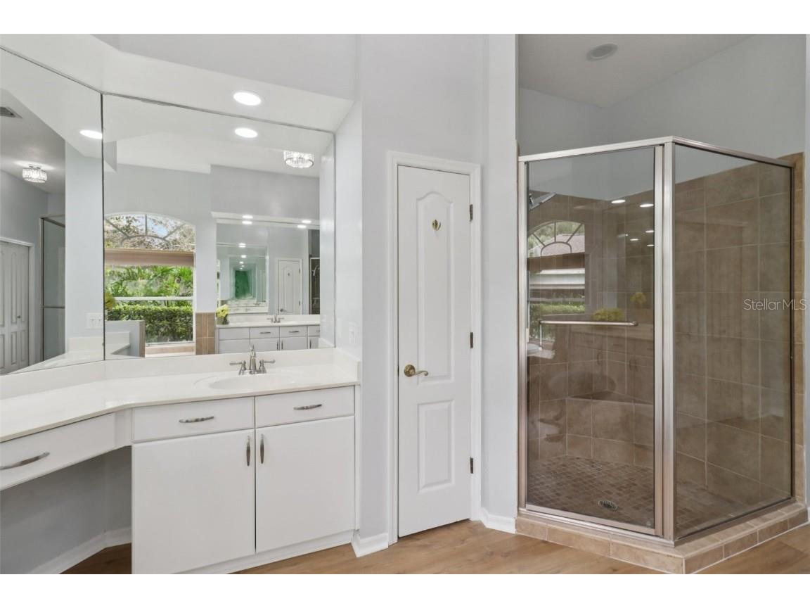 2217 Dunhurst Lane Orlando FL 32835 V4945248 image33