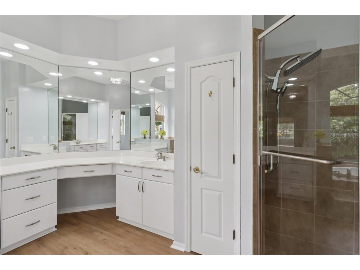 2217 Dunhurst Lane Orlando FL 32835 V4945248 image34