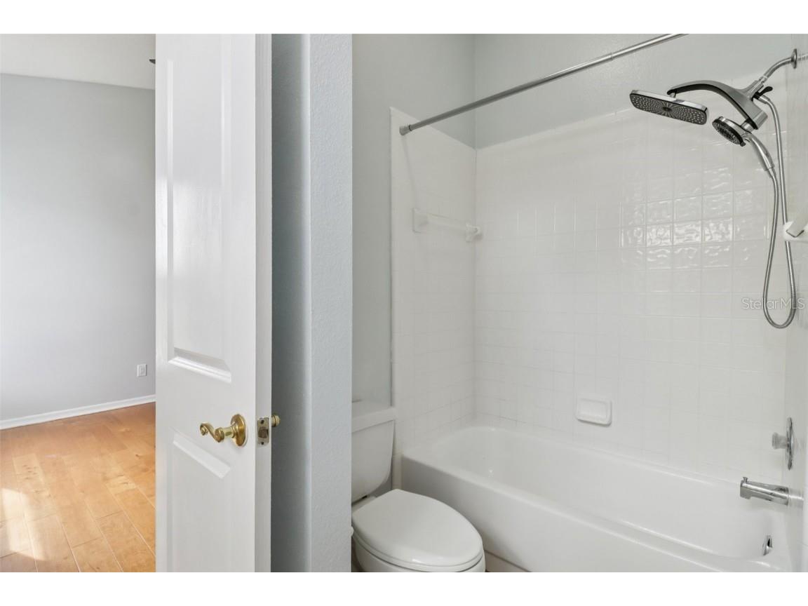 2217 Dunhurst Lane Orlando FL 32835 V4945248 image39