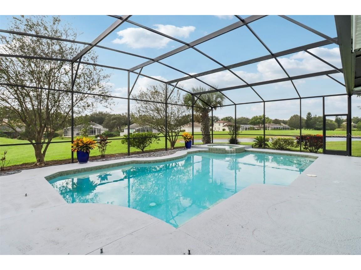 2217 Dunhurst Lane Orlando FL 32835 V4945248 image44