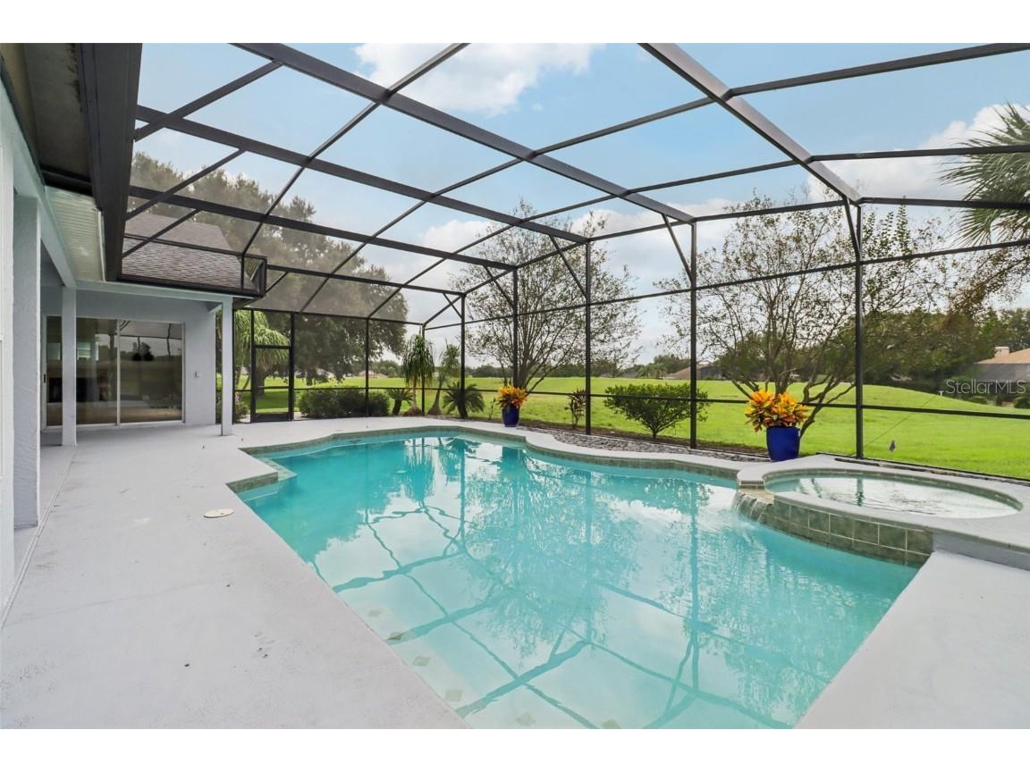 2217 Dunhurst Lane Orlando FL 32835 V4945248 image45